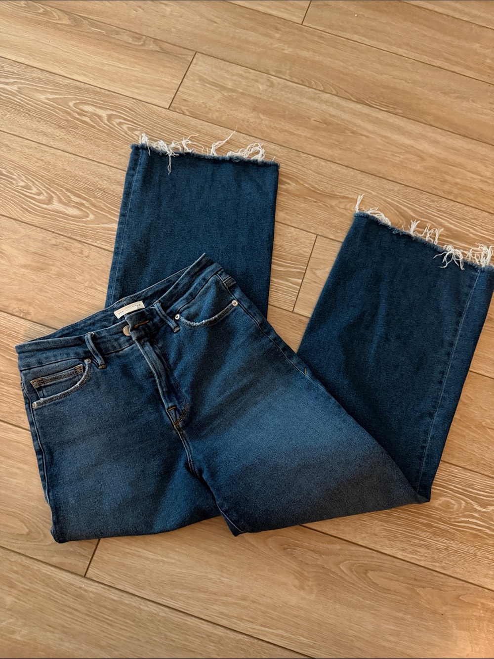 Good American Dark Blue Straight Leg Jeans with Frayed Hem